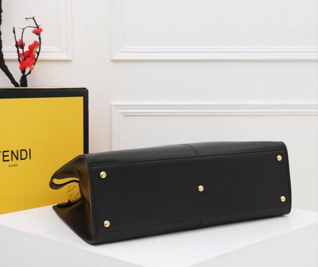 Fendi Peekaboo ISeeU Black Leather Handbag with Gold Logo Strap 👜✨🖤