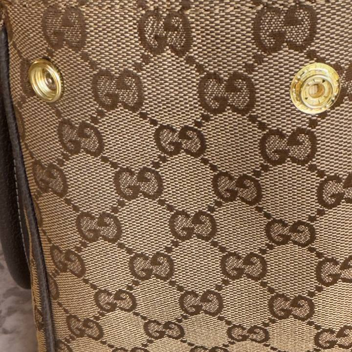 Gucci Horsebit Canvas Shoulder Bag with Signature Web Stripe 👜✨