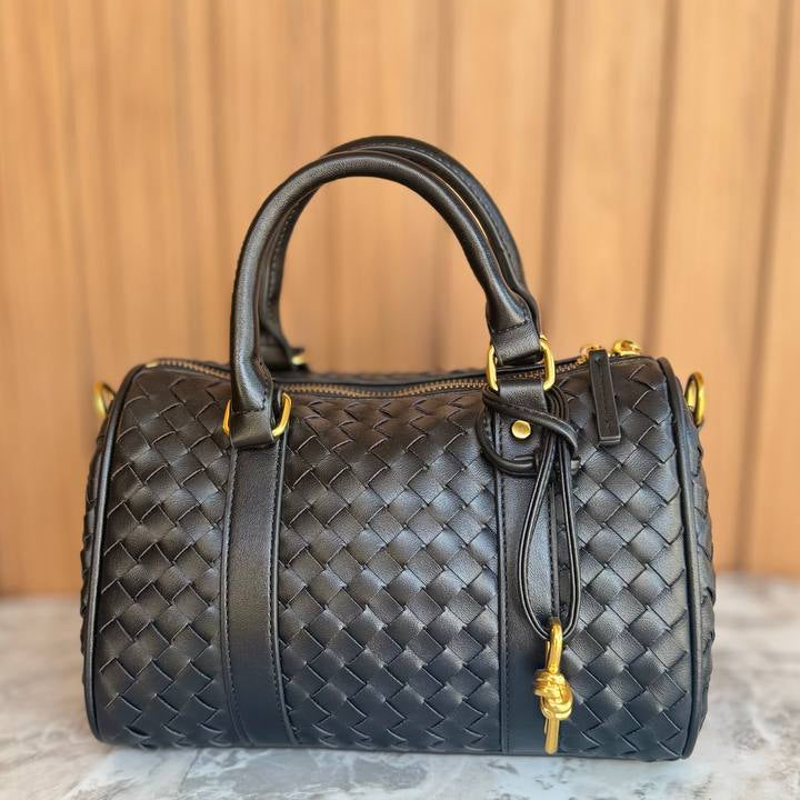 Bottega Veneta Style Woven Handbag with Knot Detail 👜✨