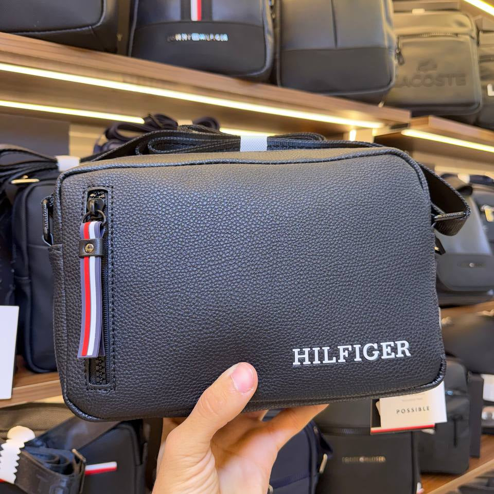 Hilfiger Textured Faux Leather Crossbody Bag in Navy 👜✨