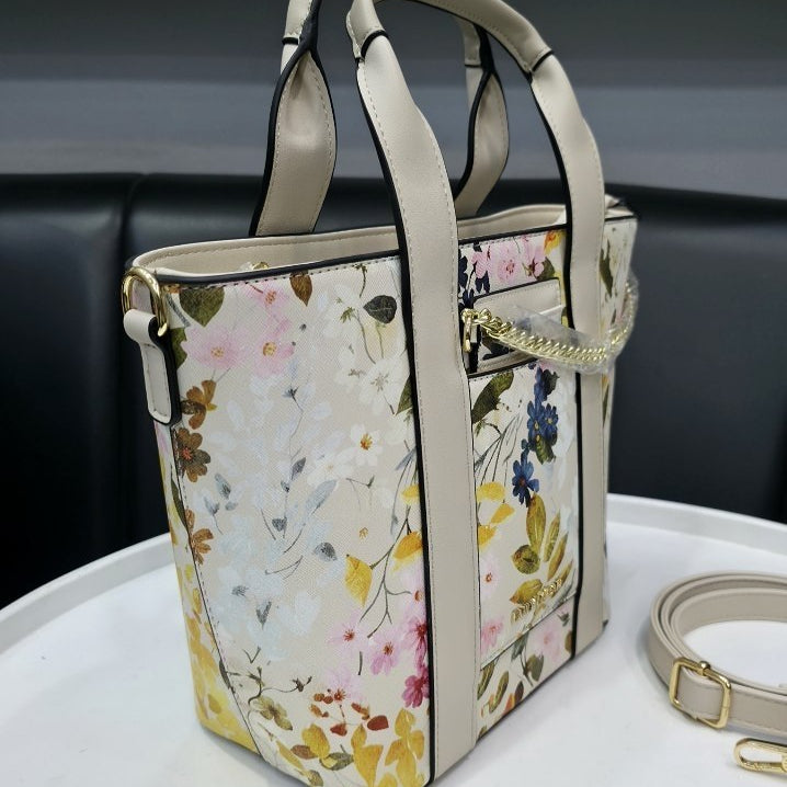 Emily Loran Floral Handbag with Matching Card Holder 🌸👜