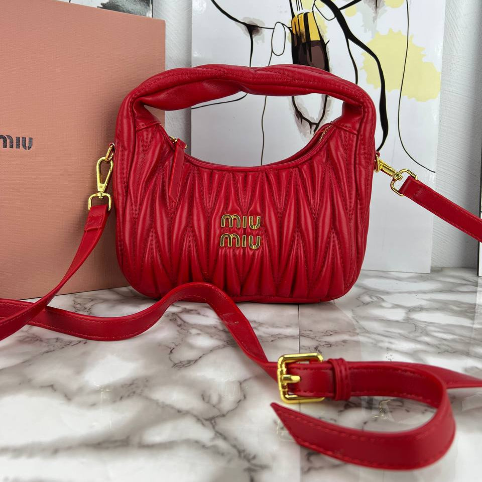 MIU MIU Chic Mini Bag 🤍🖤❤️