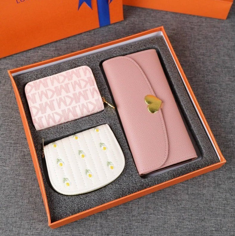 Louie Dennis Heart Clasp 3-Piece Wallet Gift Set 💖✨