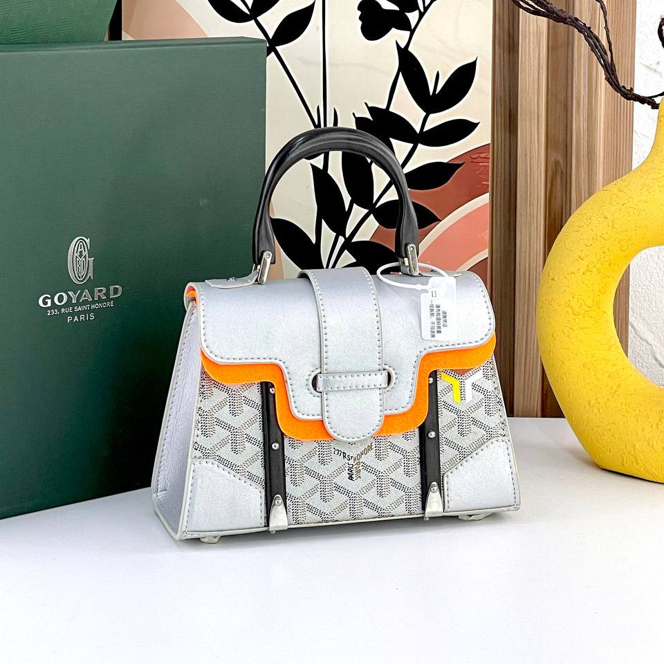 Goyard Style Handbag with Wooden Handle Details