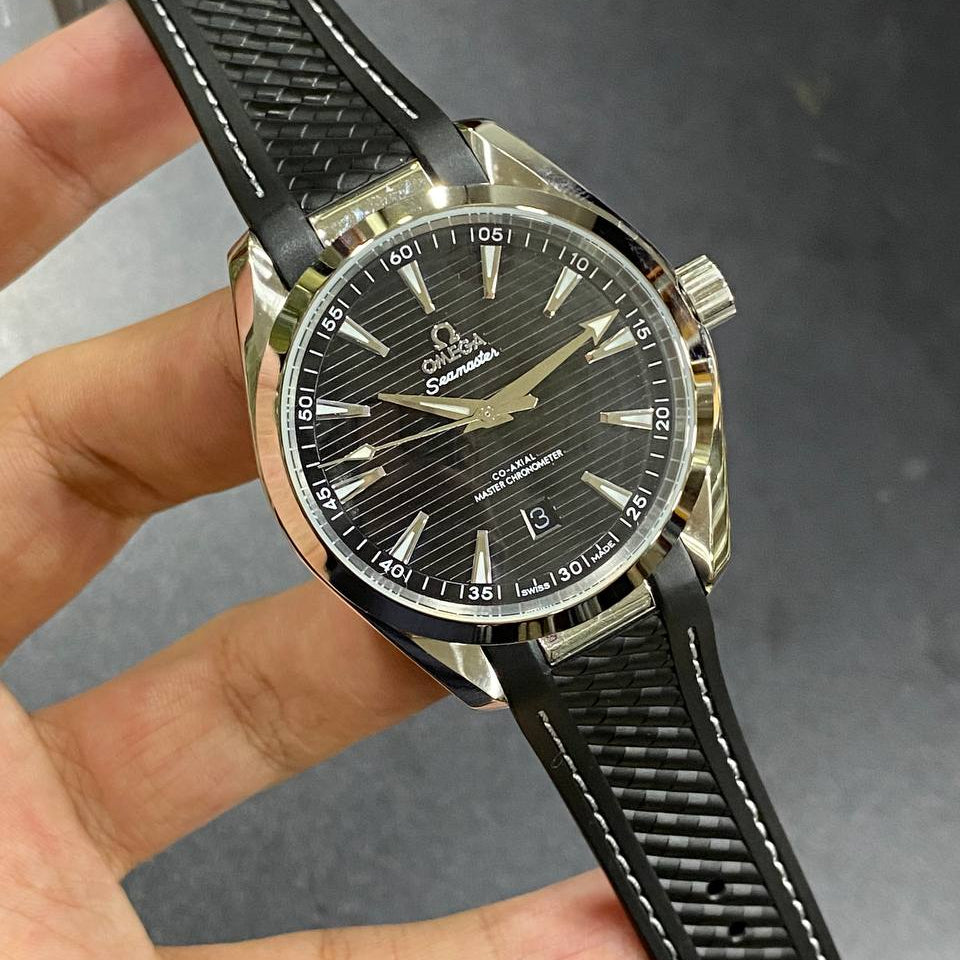 Omega Seamaster Co-Axial Master Chronometer with Textured Rubber Strap