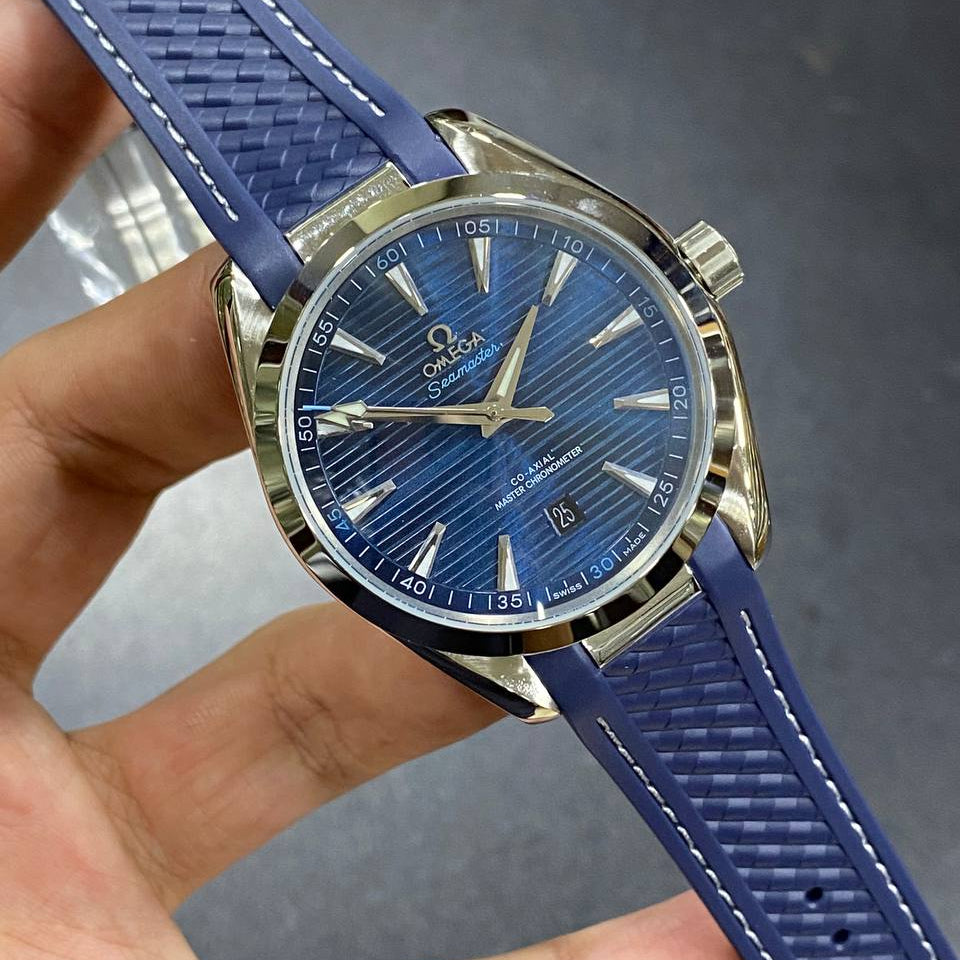 Omega Seamaster Co-Axial Master Chronometer with Textured Rubber Strap