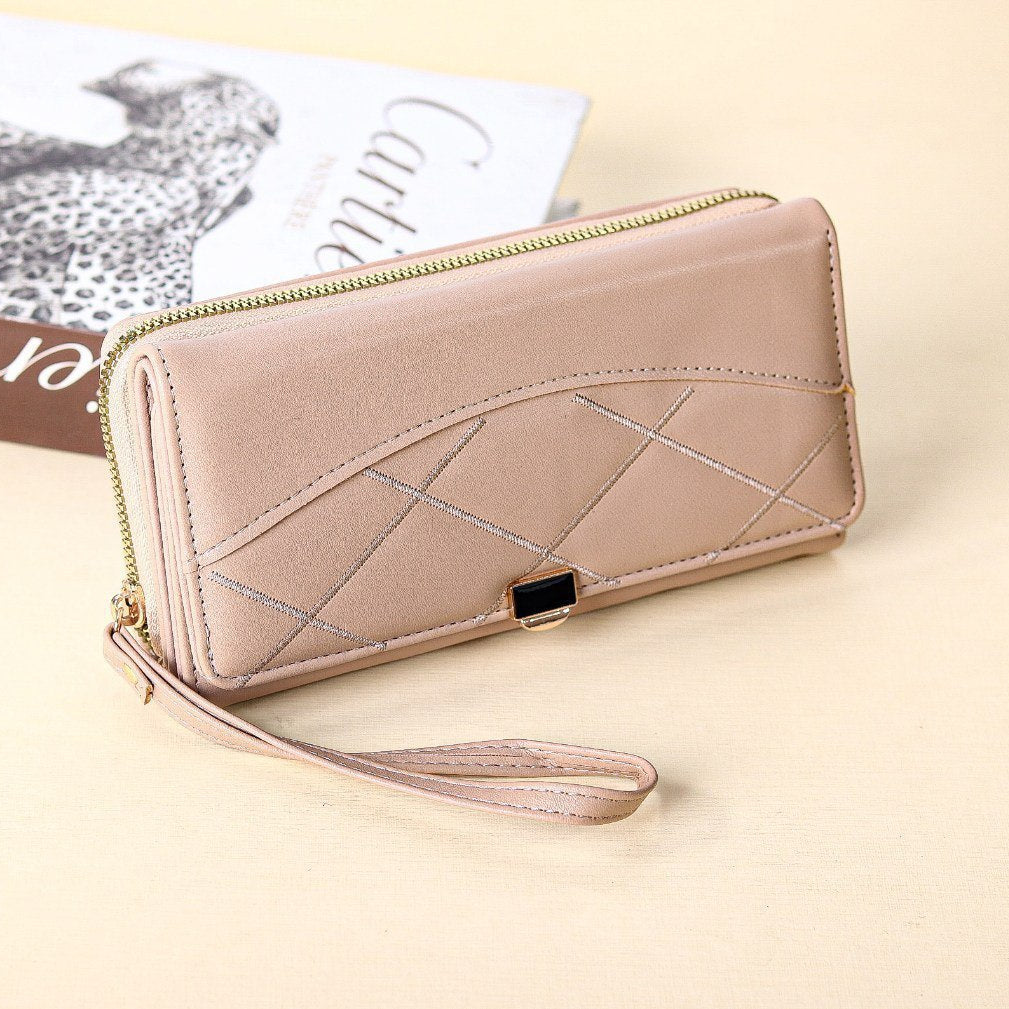 Classic Bi-Fold Wallet 💼 in Earthy Brown & Beige Hues