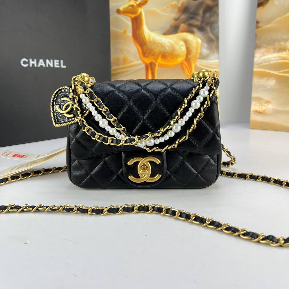 Chanel Quilted Pink Bag with Pearl and Gold Chain Detail 🌸✨👜