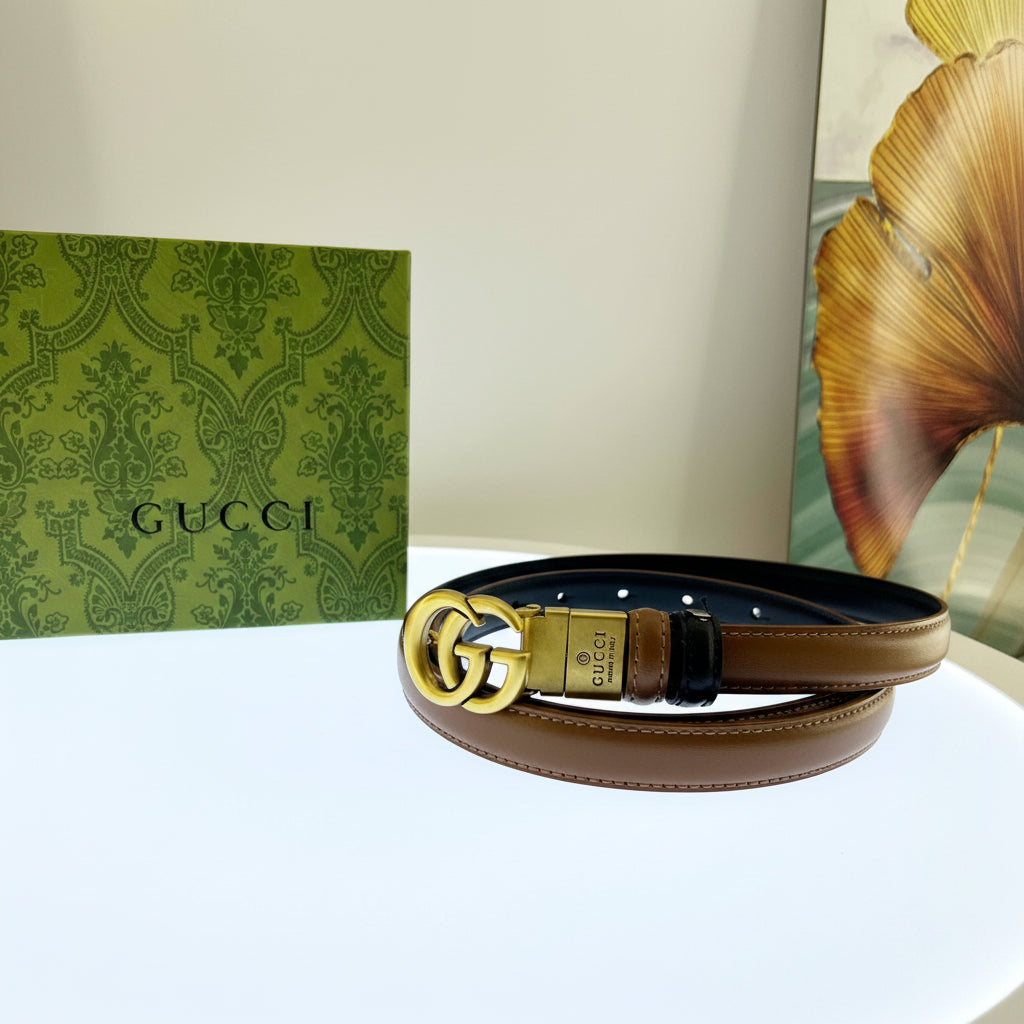 Gucci GG Leather Belt with Iconic Logo Buckle 👜✨🇮🇹