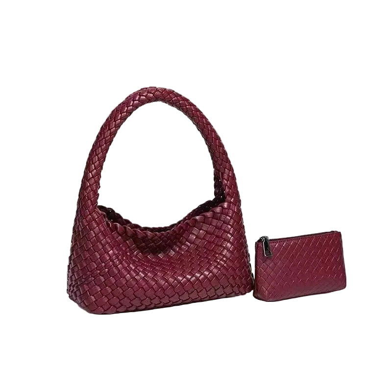 Bottega Style Woven Bag 👜 in Burgundy 🍷 or Black ⚫