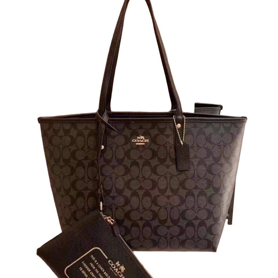 COACH Top Quality Zippered Tote 👜 Everyday Essential