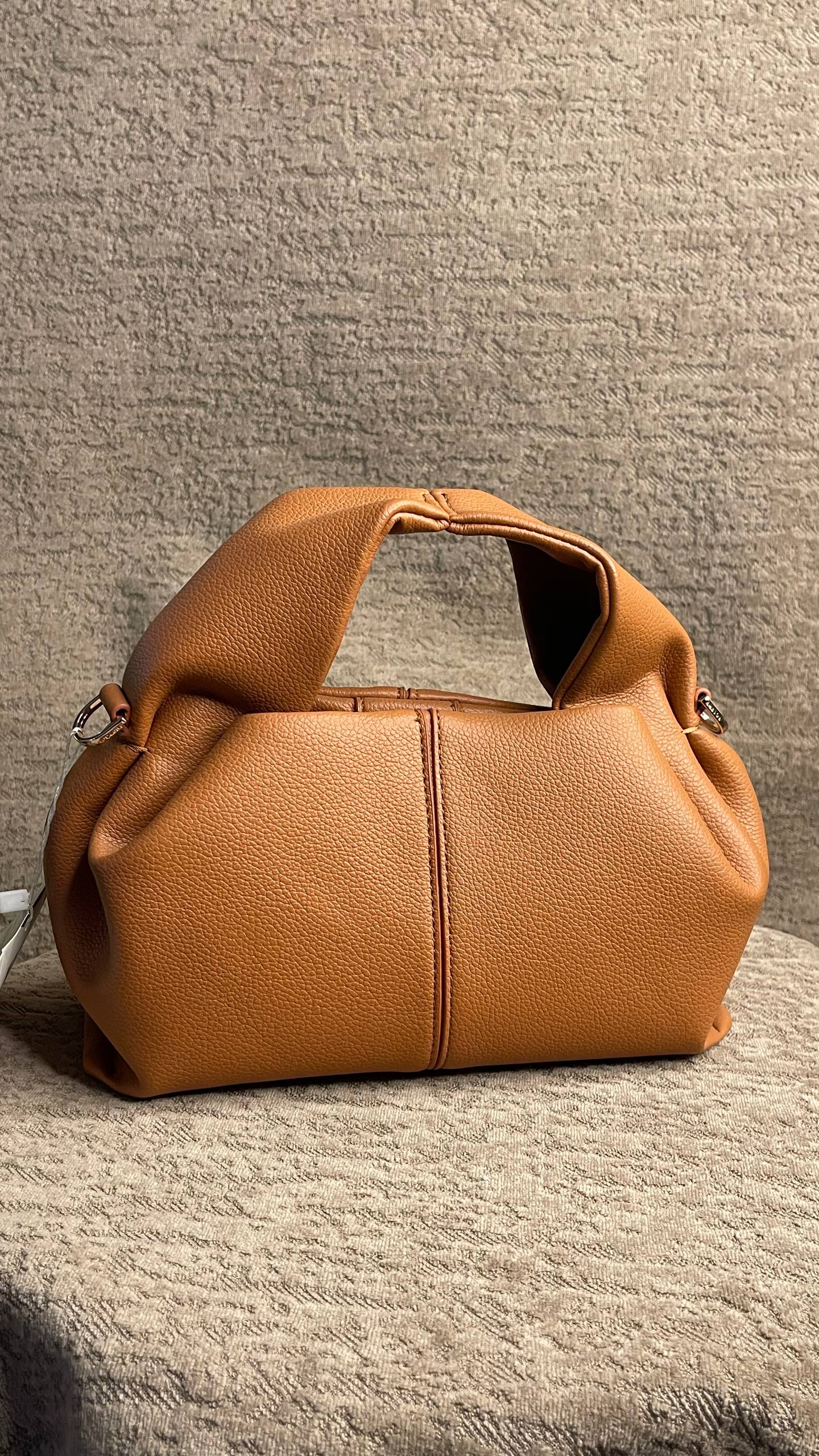 Polène: Chic Beige & Black Textured Bag 👜🖤