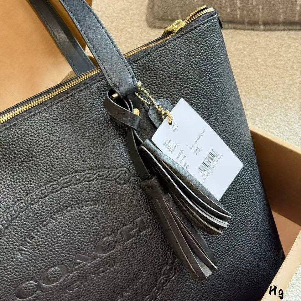 COACH Black Classic Carryall 👜🖤