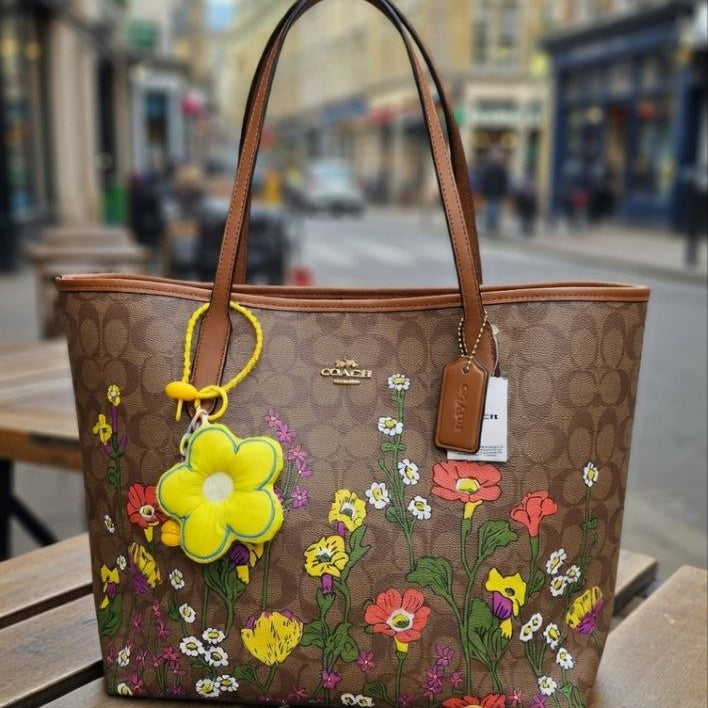 Coach Mirror Bag 👜🌼