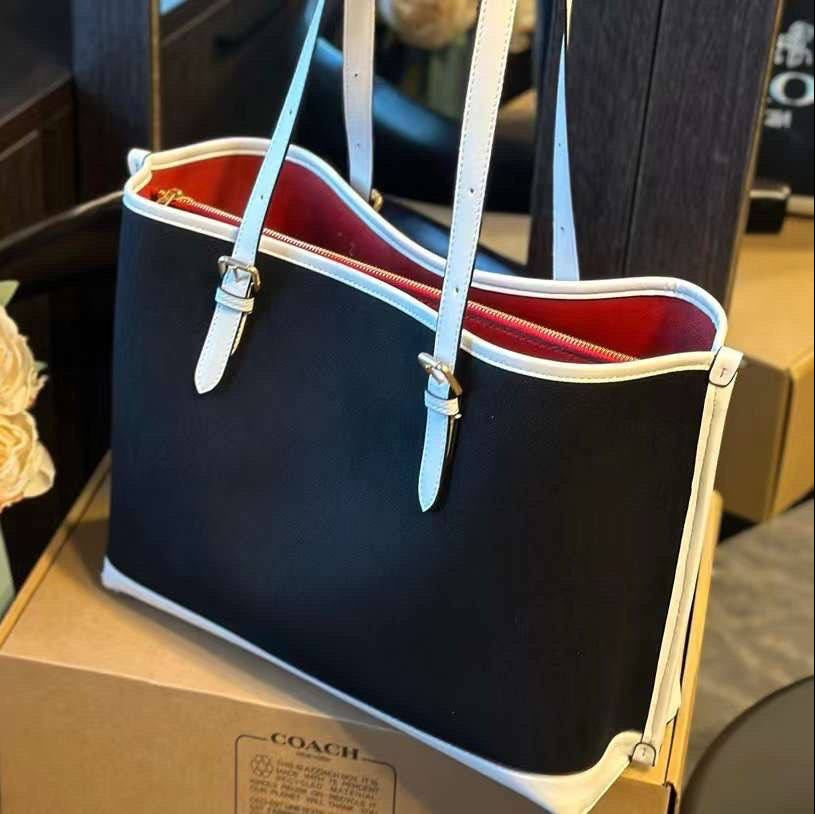 COACH Tote: Chic Carryall 🖤🤍❤️