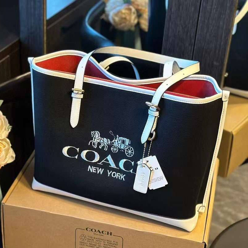 COACH Tote: Chic Carryall 🖤🤍❤️