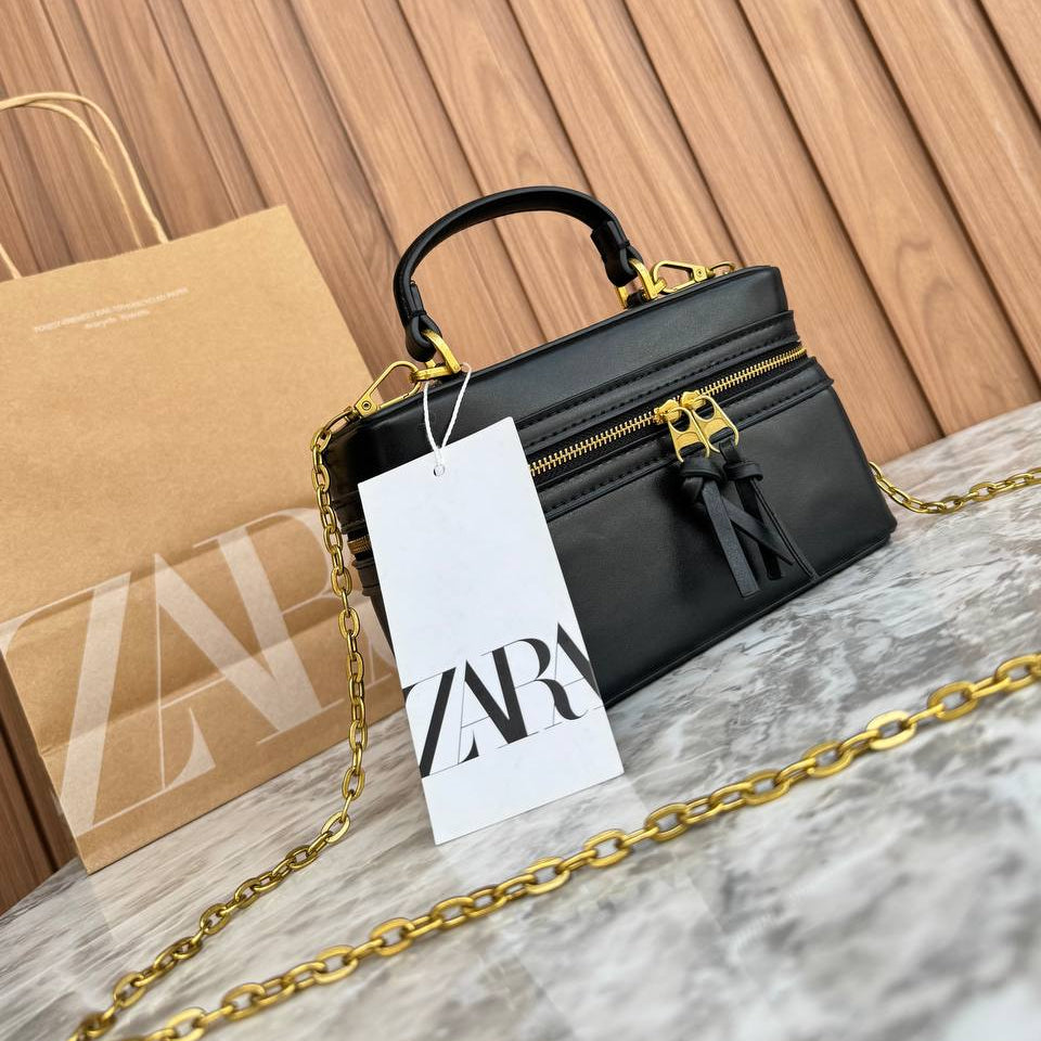 ZARA Chic Top Handle Bag 👜 in Burgundy ❤️