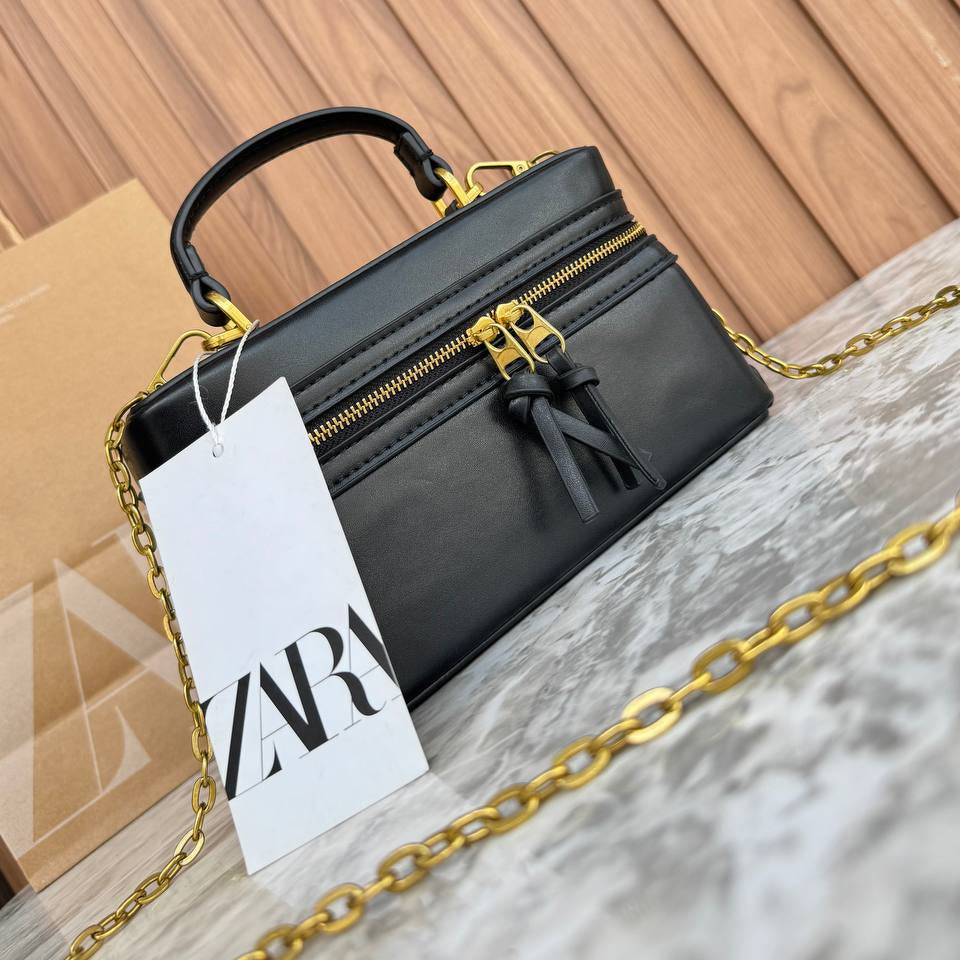 ZARA Chic Top Handle Bag 👜 in Burgundy ❤️