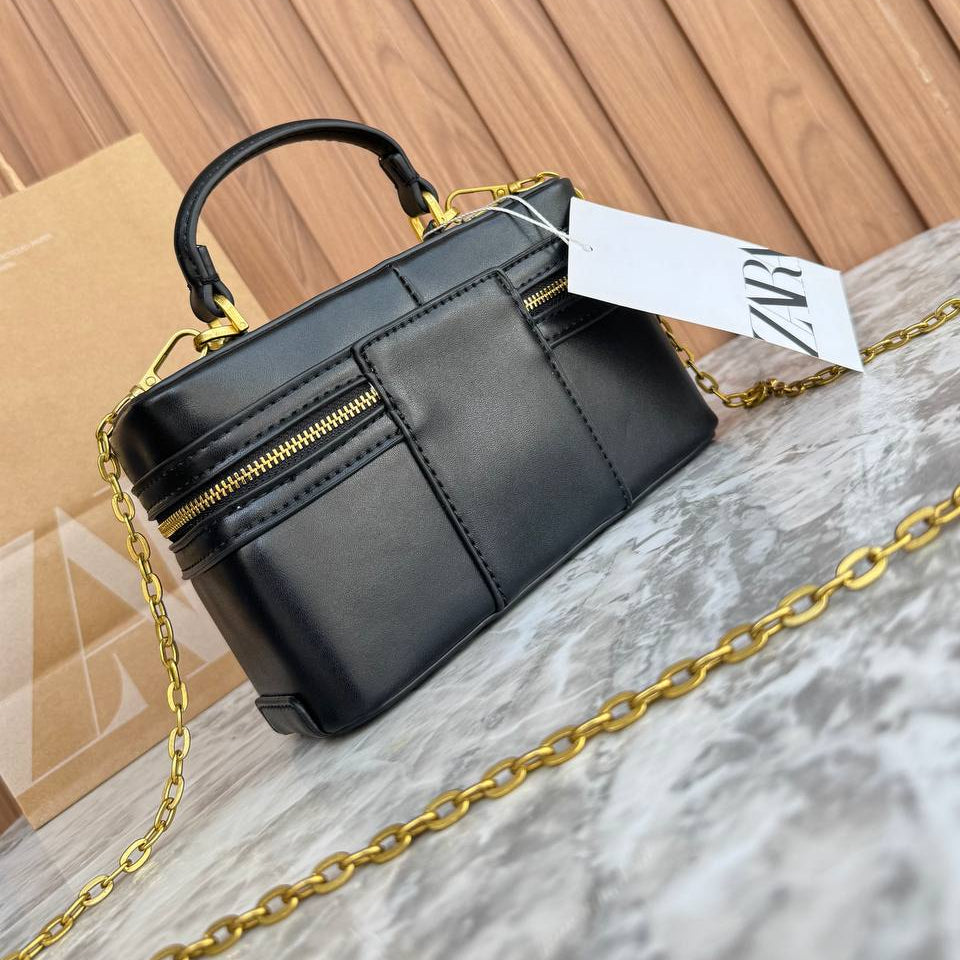 ZARA Chic Top Handle Bag 👜 in Burgundy ❤️