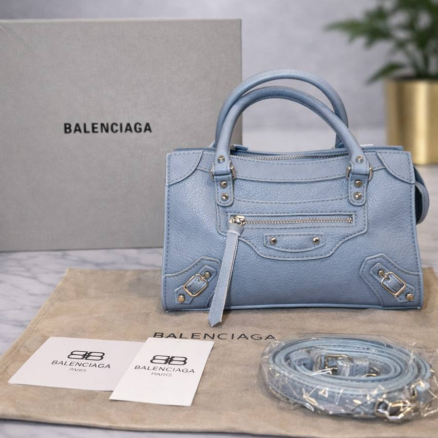 Balenciaga Brown Bag 👜 Chic Carryall 🤎