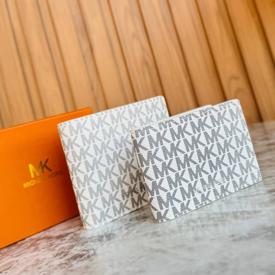 Michael Kors Signature Monogram Slim Wallet Set 💼✨🟤