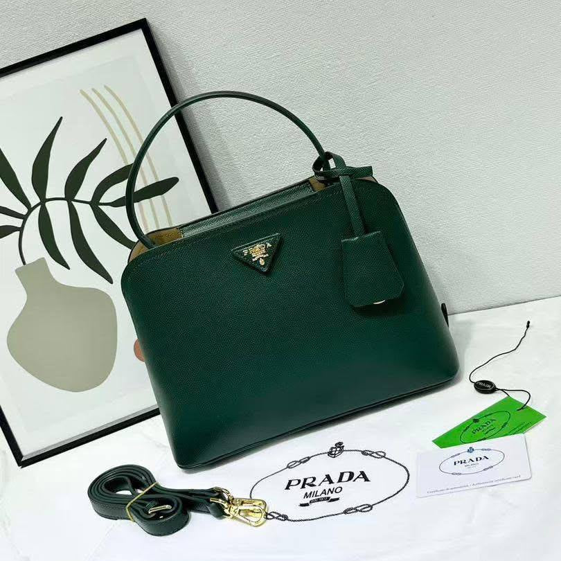 Prada: Gray-Green Satchel 👜🖤❤️