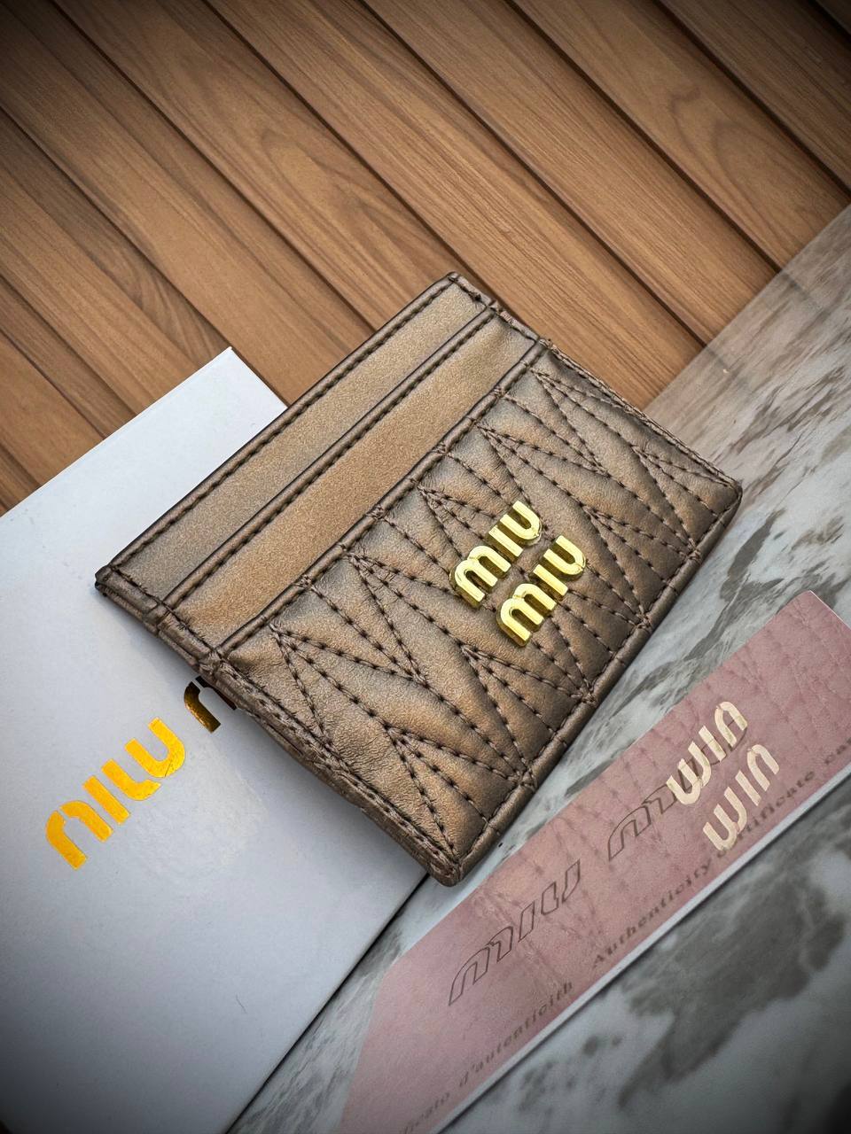 MIU MIU Chic Card Holder 💖🖤✨
