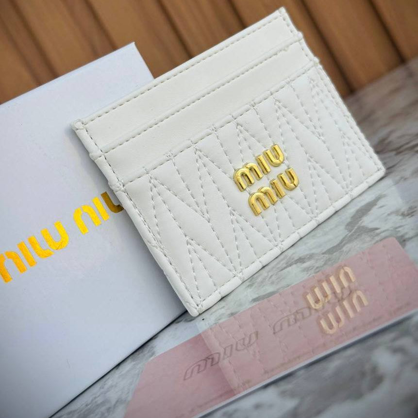 MIU MIU Chic Card Holder 💖🖤✨