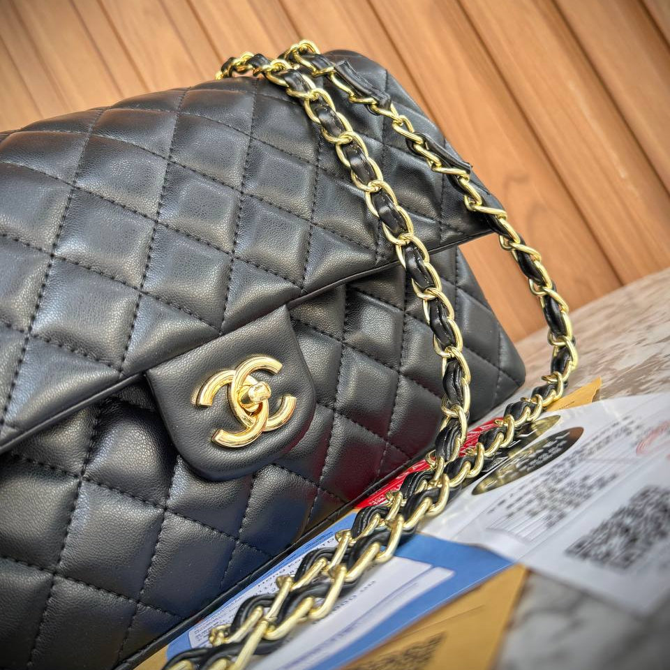 Chanel Classic Double Flap Bag in Quilted Lambskin 🖤✨👜
