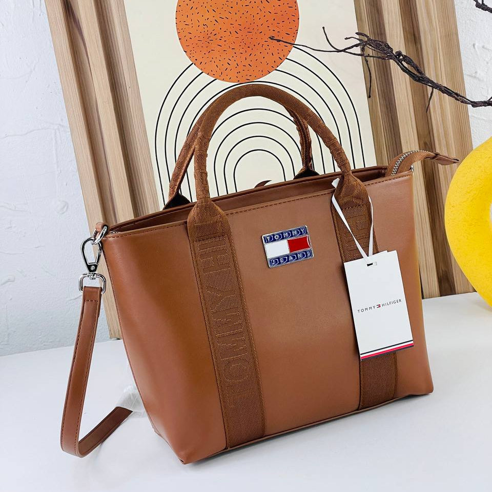 TOMMY: Color Block Tote Bag 👜 in White, Brown, Navy, Black 🖤