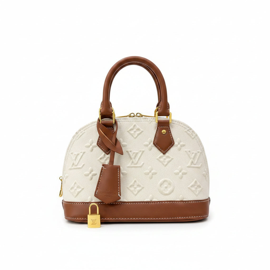 Louis Vuitton White Embossed Monogram Bag 👜🤍