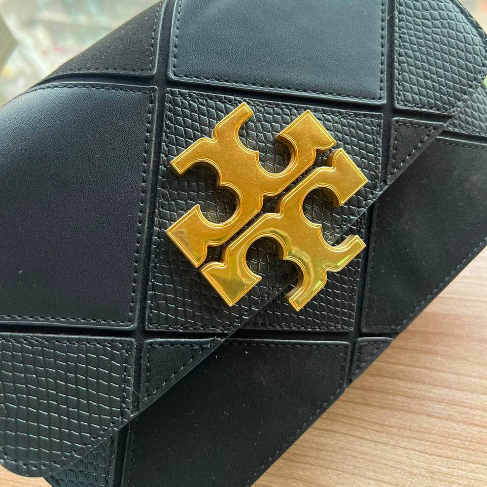 Tory Burch Quilted Shoulder Bag with Gold-Tone Logo 👜✨
