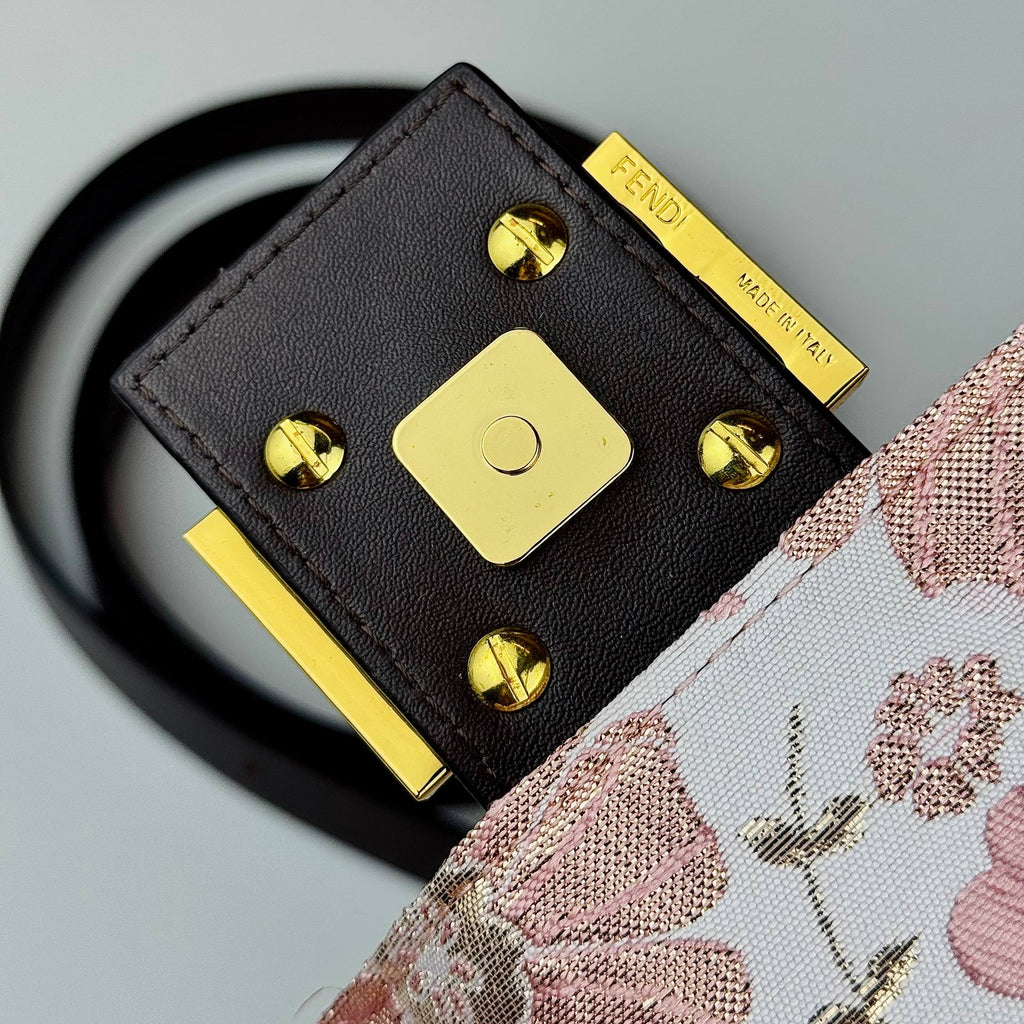 Fendi Floral Jacquard Bag with Gold-Tone Hardware 🌸✨