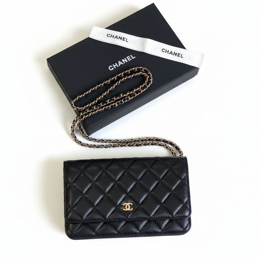 Chanel Classic Quilted Wallet on Chain in White Caviar Leather 💎✨👜