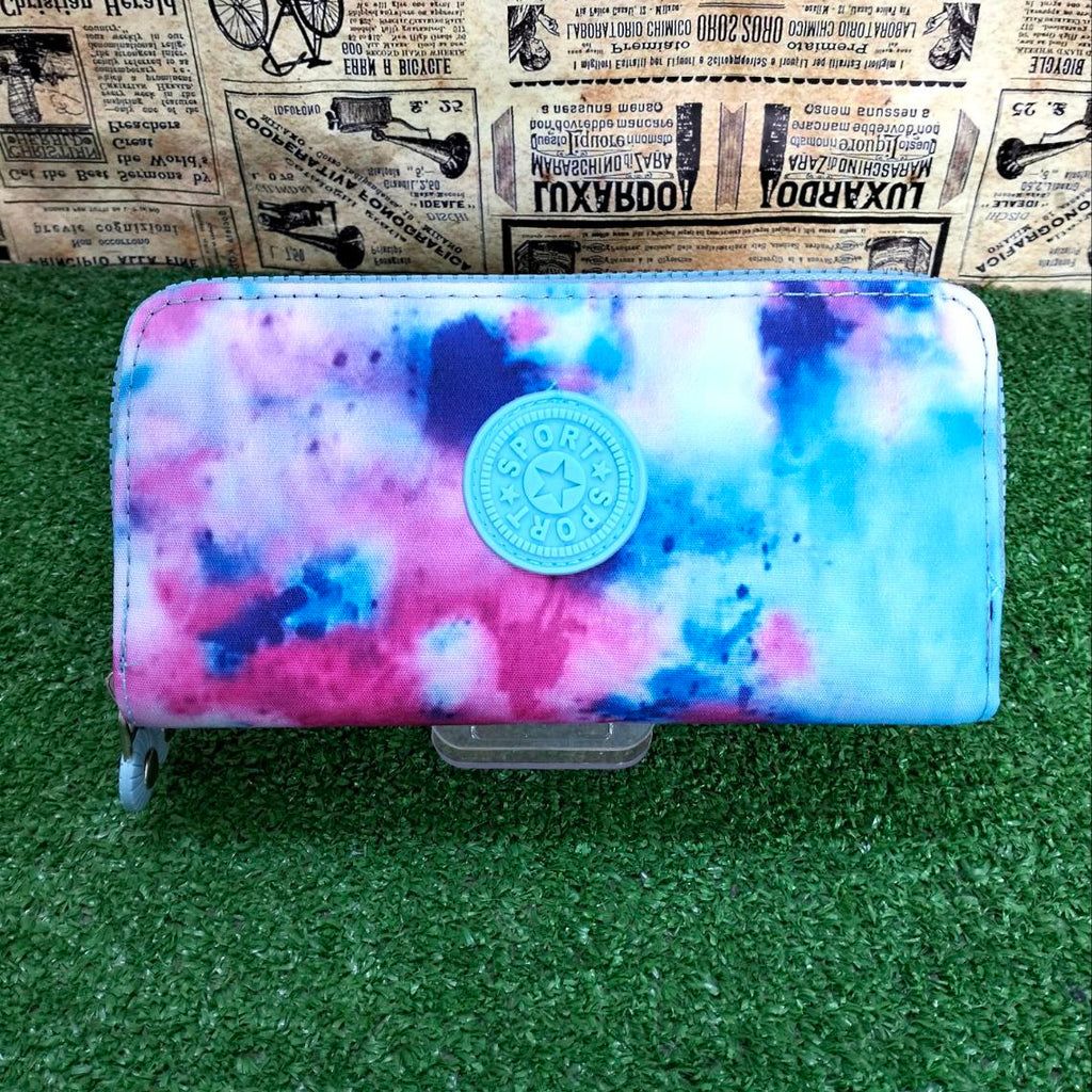 Crinkle Sport Wallet: Zippered & Spacious 💖📱