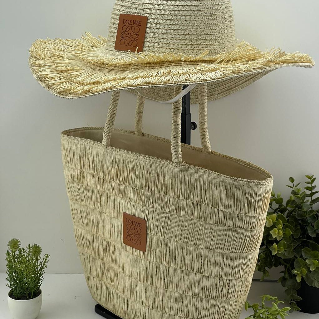 Loewe Beige Straw Tote Bag ☀️🌾 Chic Summer Essential