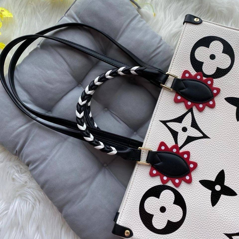 Louis Vuitton Onthego Giant Monogram Tote with Braided Handle 👜✨🎨