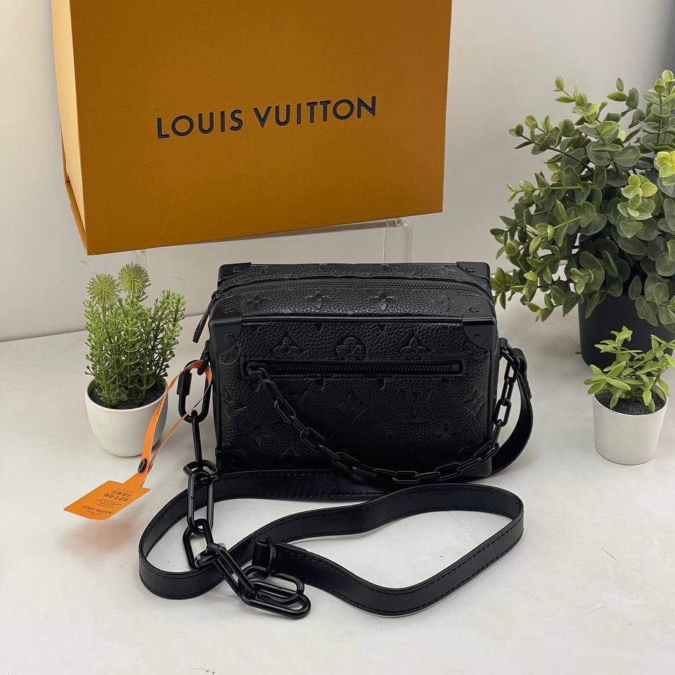 🖤 Louis Vuitton Black Bag: Iconic Style 👜