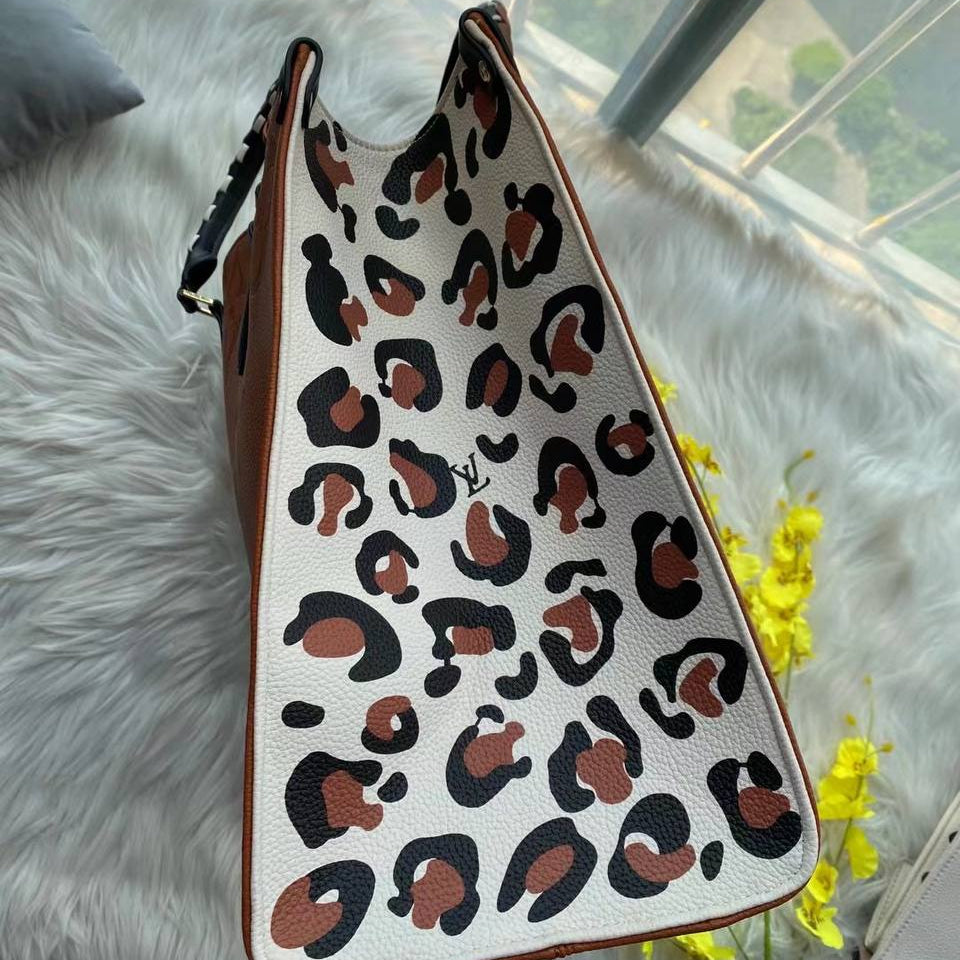 Louis Vuitton OnTheGo Monogram Empreinte Giant Tote 🖤👜✨