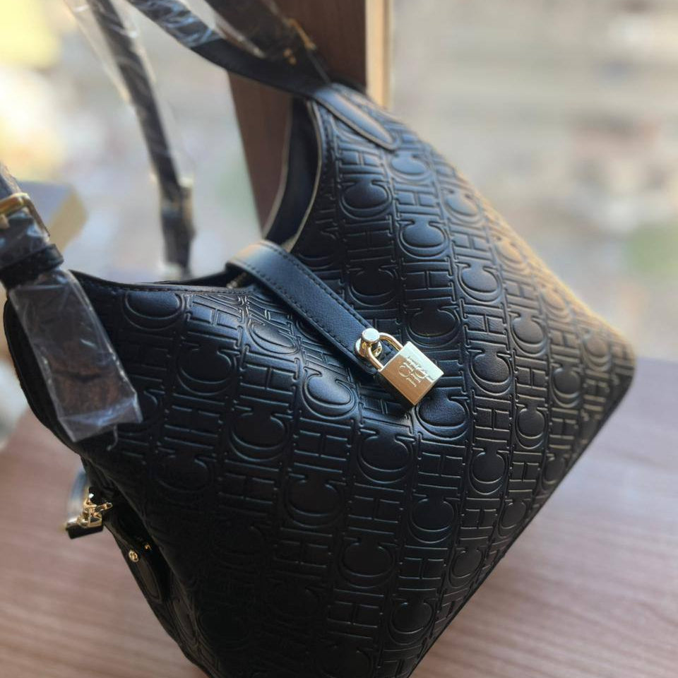 CH Bag: Burgundy Sophistication 👜🍷🖤