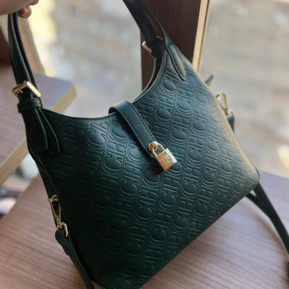 CH Bag: Burgundy Sophistication 👜🍷🖤