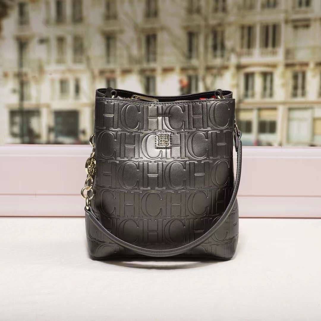 CH Bag: Chic Shopping Tote 🖤💙💚