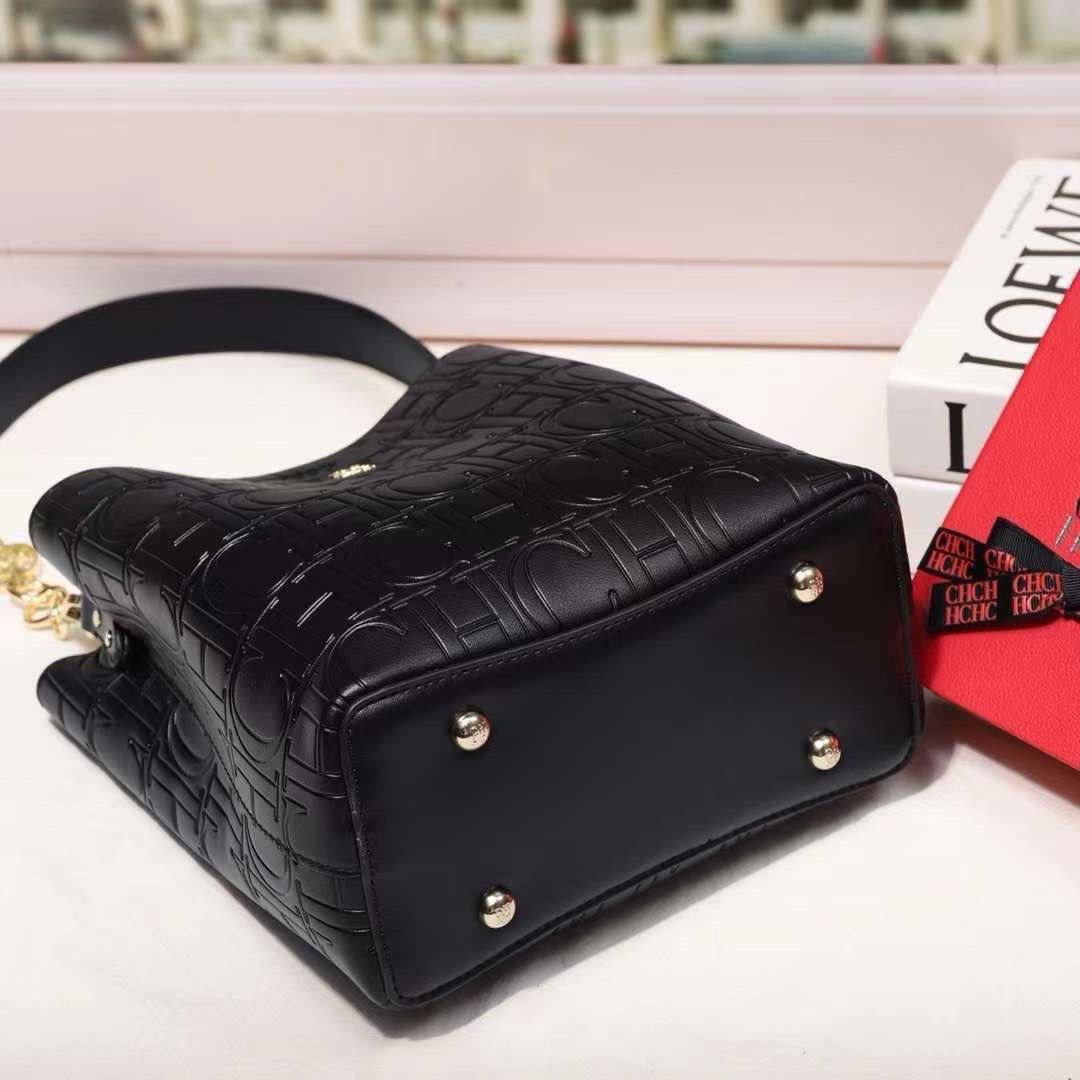 CH Bag: Chic Shopping Tote 🖤💙💚