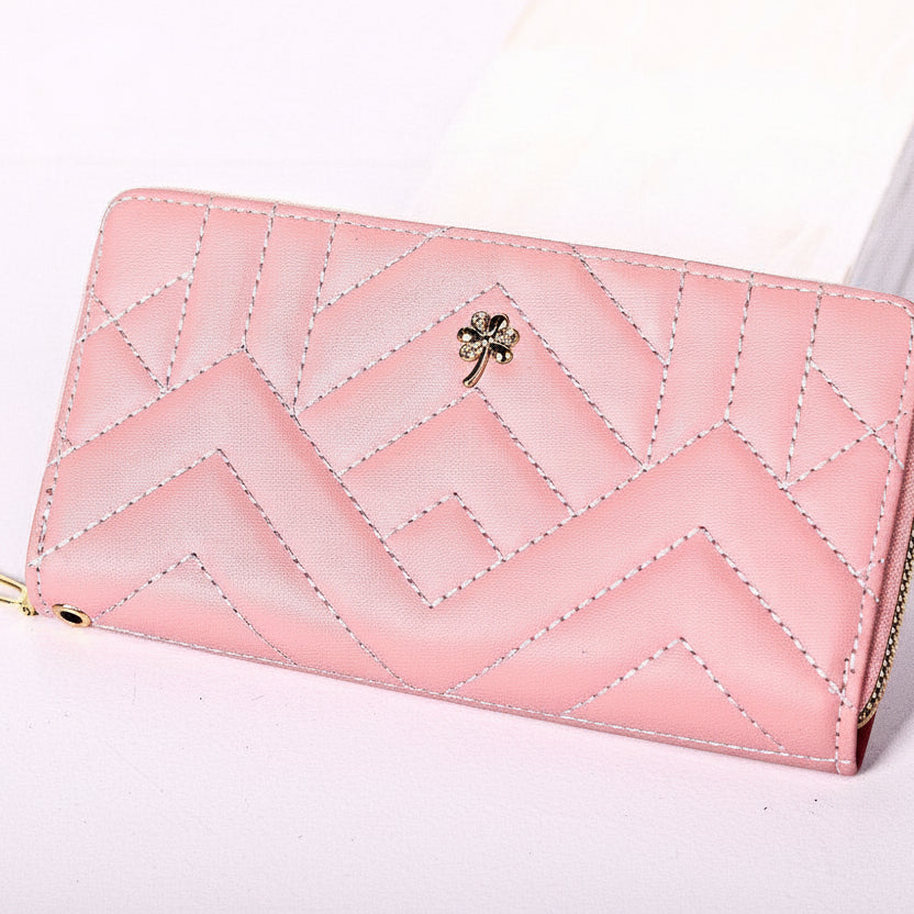 Quilted Wallet in Chic Pink 🌸👛