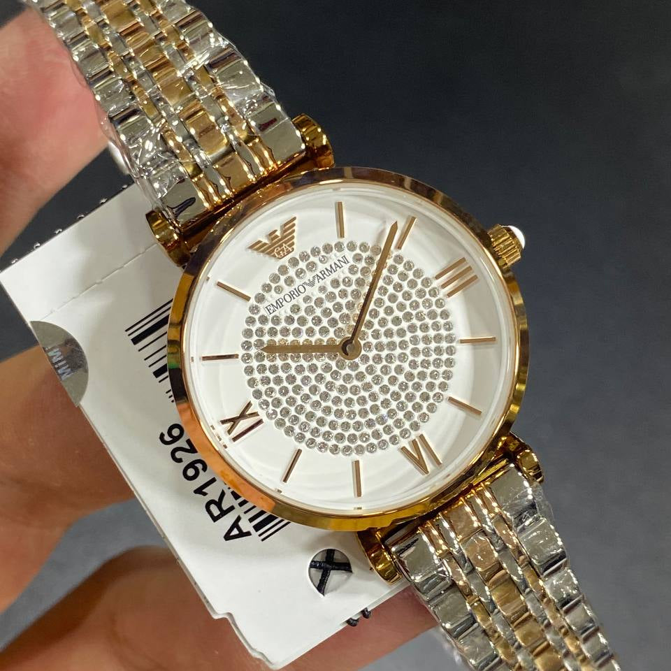 Elegant Women's Watch: Silver, Gold & Rose Gold Tones ⌚✨
