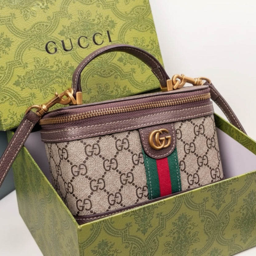 Gucci Ophidia GG Cosmetic Vanity Case with Web Stripe 👜✨