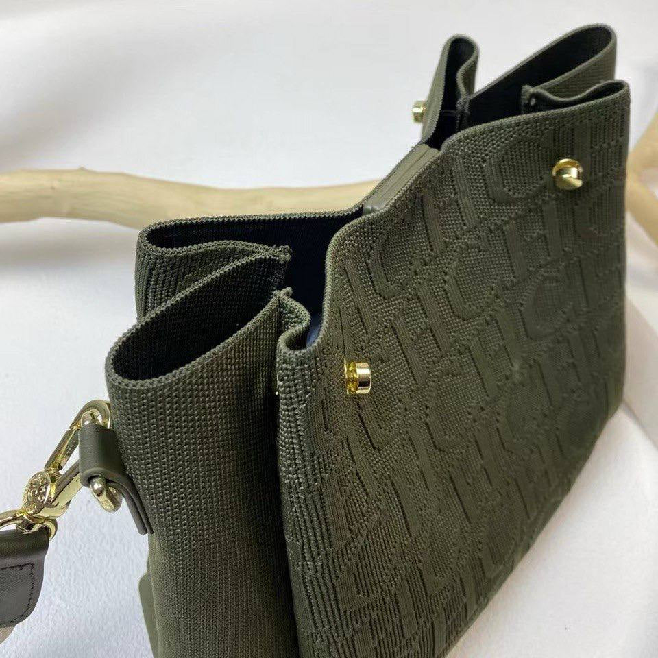 CH Bag: Chic Beige Tote 👜 Quality Design 🖤💚