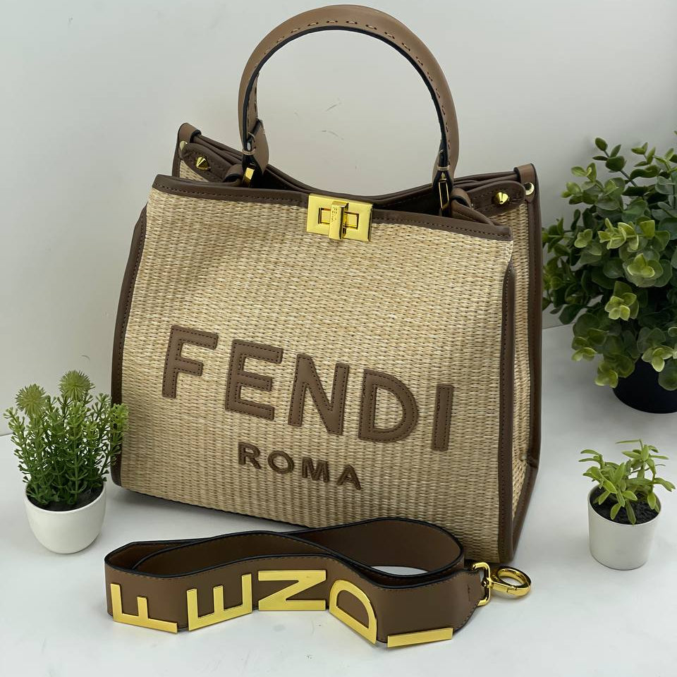 Fendi Beige & Brown Bag 👜🤎 Chic Designer Accessory