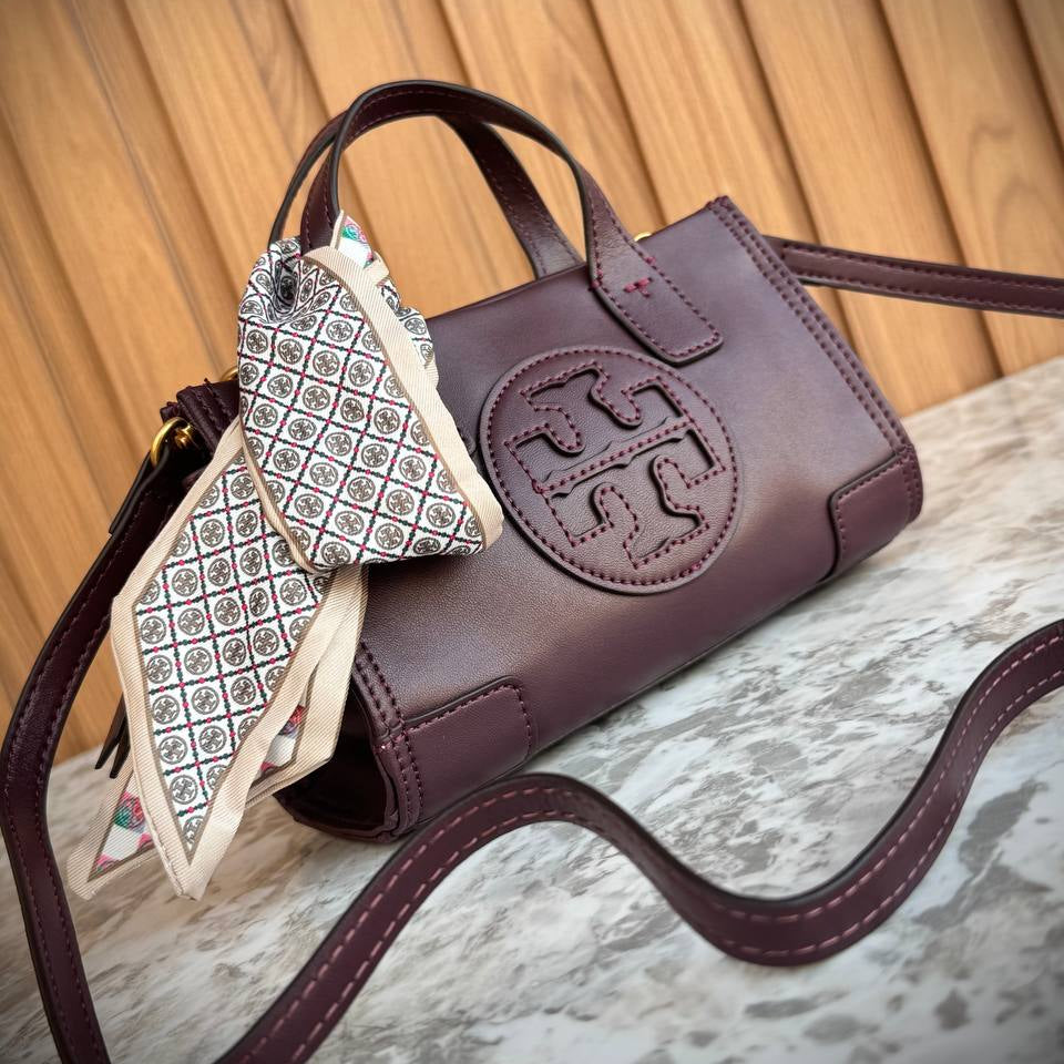 Tory Burch: Luxe Green Satchel 💚👜 Chic Carryall