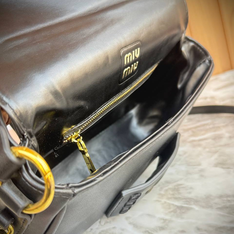 MIU MIU Black Leather Top Quality Bag 🖤